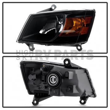Xtune Headlight Assembly 9035173-1