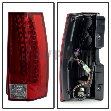 Xtune Tail Light Assembly 9030499-1