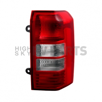 Xtune Tail Light Assembly 9031717