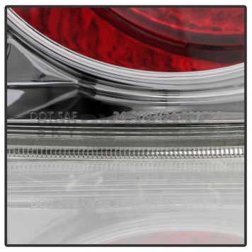 Xtune Tail Light Assembly 9938726-4