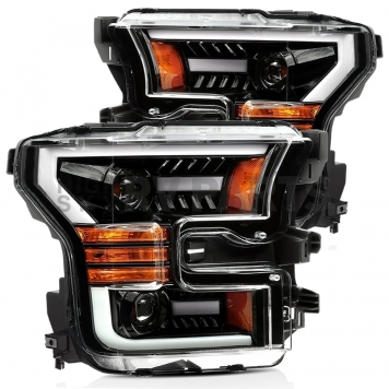 AlphRex USA Headlight Assembly Set Of 2 - 880158