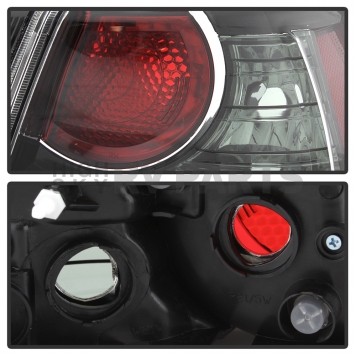 Xtune Tail Light Assembly 9938771-4