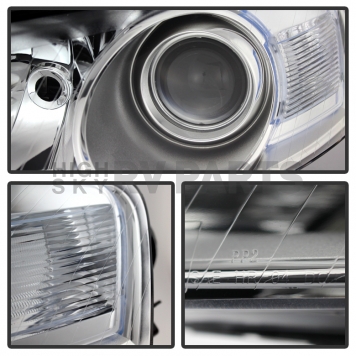 Xtune Headlight Assembly 9025570-1