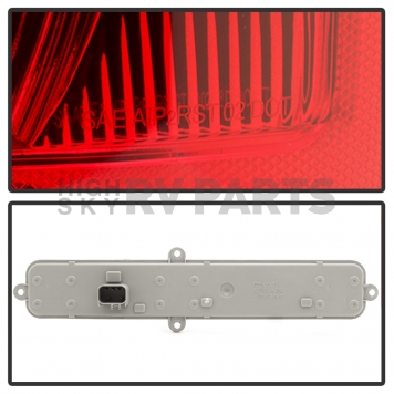 Xtune Tail Light Assembly 9038013-4
