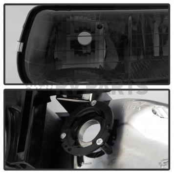 Xtune Headlight Assembly 5064257-2