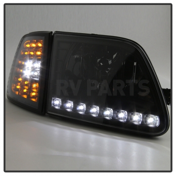 Xtune Headlight Assembly 5014184-7