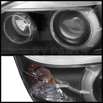 Xtune Headlight Assembly 5075819-2