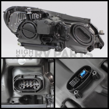 Xtune Headlight Assembly 5075826-1