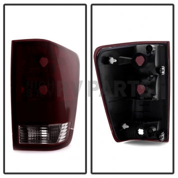 Xtune Tail Light Assembly 9033445-1