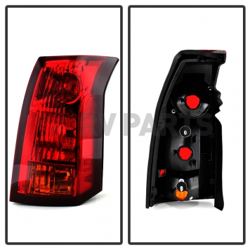 Xtune Tail Light Assembly 9033490-1