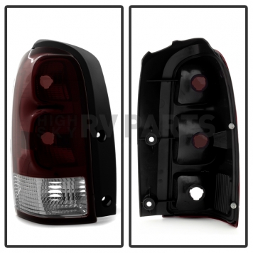 Xtune Tail Light Assembly 9033513-1