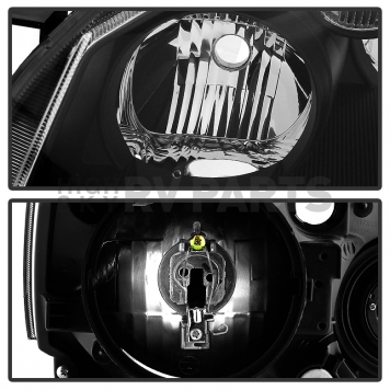 Xtune Headlight Assembly 9031823-2