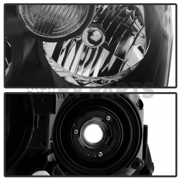 Xtune Headlight Assembly 9031823-3
