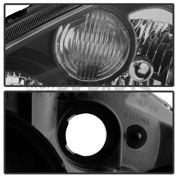 Xtune Headlight Assembly 9031823-4