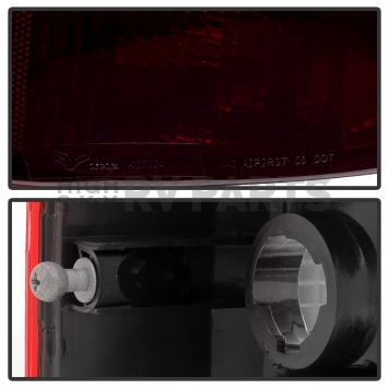 Xtune Tail Light Assembly 9033728-4