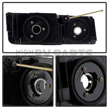 Xtune Headlight Assembly 9029561-2
