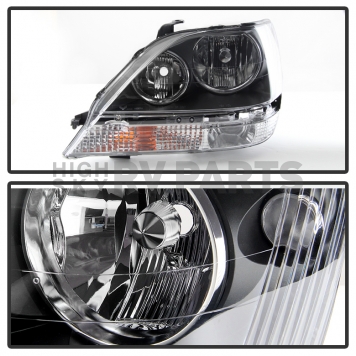 Xtune Headlight Assembly 9028243-1