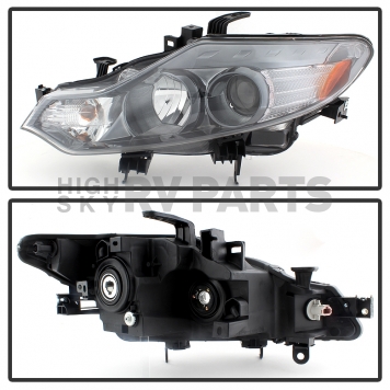 Xtune Headlight Assembly 9035524-1