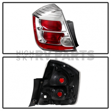 Xtune Tail Light Assembly 9032530-1