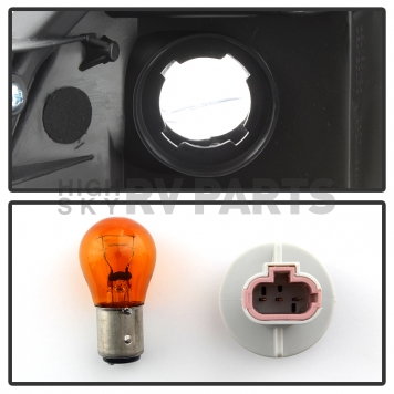 Xtune Headlight Assembly 9035531-3