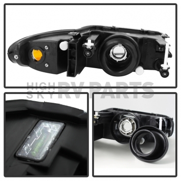 Xtune Headlight Assembly 9025259-2