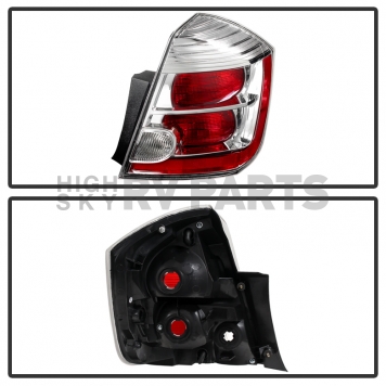 Xtune Tail Light Assembly 9032547-1