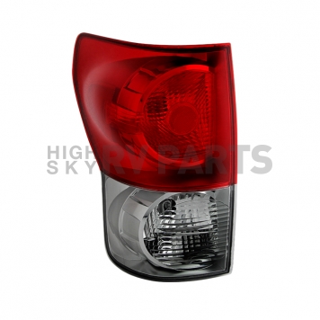 Xtune Tail Light Assembly 9029967