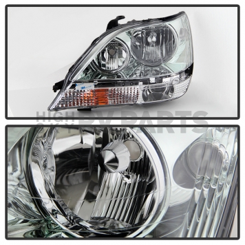 Xtune Headlight Assembly 9028250-1
