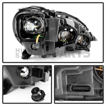 Xtune Headlight Assembly 9028267-2