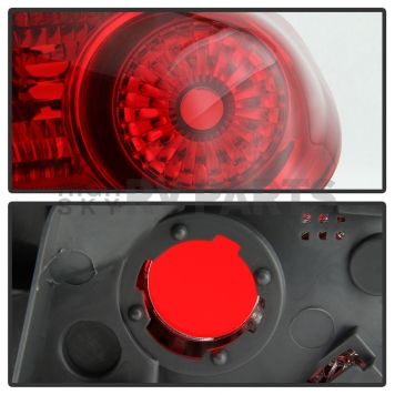 Xtune Tail Light Assembly 9937385-3