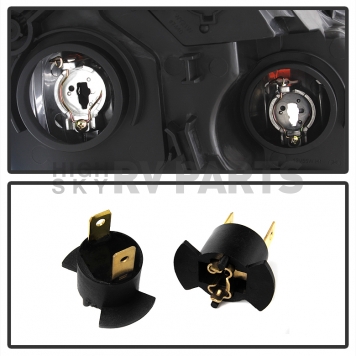 Xtune Headlight Assembly 9035302-3