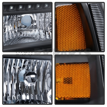 Xtune Headlight Assembly 9026966-4