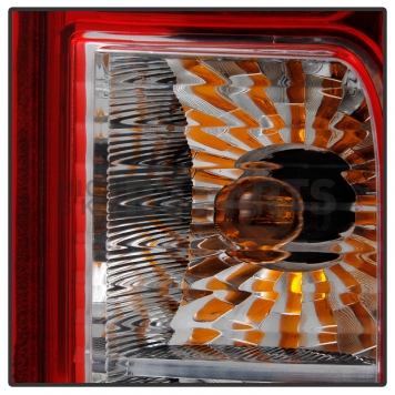 Xtune Tail Light Assembly 9033377-4