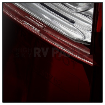 Xtune Tail Light Assembly 9033384-3
