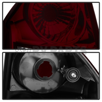 Xtune Tail Light Assembly 9033834-2