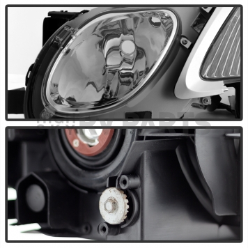 Xtune Headlight Assembly 9936388-4