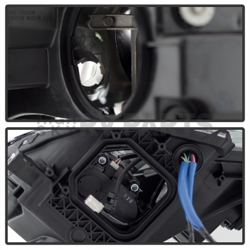 Xtune Headlight Assembly 9936395-5