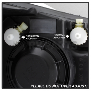 Xtune Headlight Assembly 9937033-4