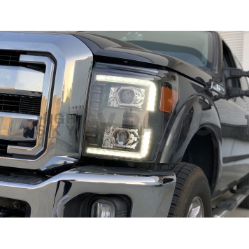 AlphRex USA Headlight Assembly Set Of 2 - 880140-2