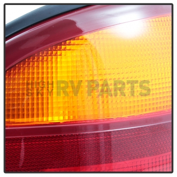 Xtune Tail Light Assembly 9032578-2