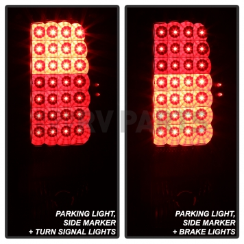 Xtune Tail Light Assembly 9037030-6