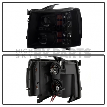 Xtune Headlight Assembly 9032196-1