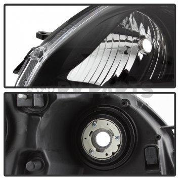 Xtune Headlight Assembly 9039164-2