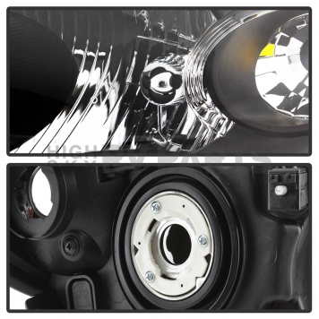 Xtune Headlight Assembly 9039164-3