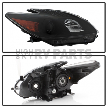 Xtune Headlight Assembly 9039188-1