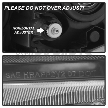 Xtune Headlight Assembly 9039188-5