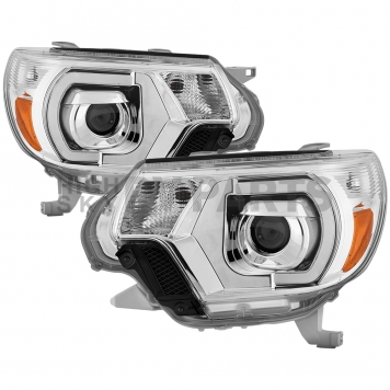 Xtune Headlight Assembly 9037535