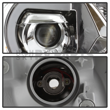 Xtune Headlight Assembly 9037535-2