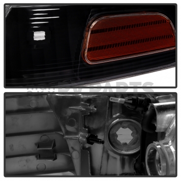 Xtune Headlight Assembly 9031021-3
