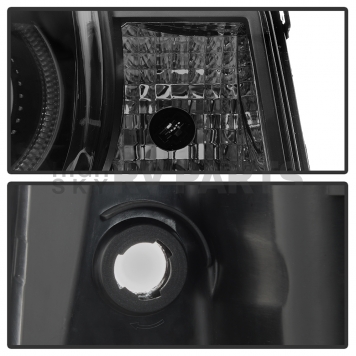 Xtune Headlight Assembly 9040870-3